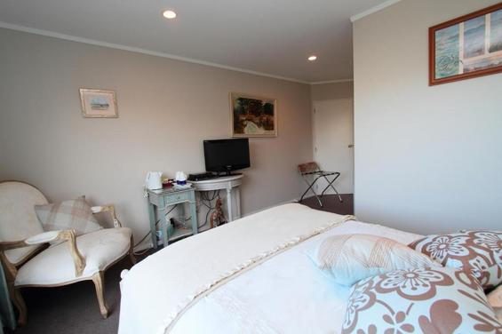 Tasman Room